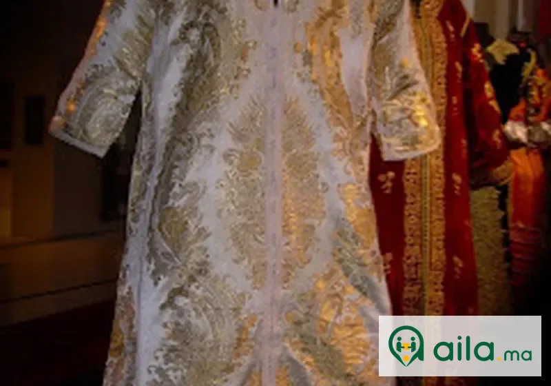 Caftan marocain brodé main