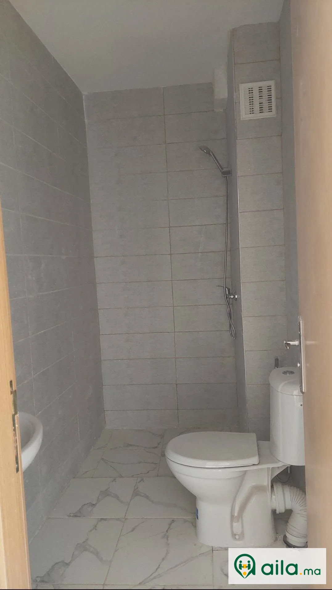شقة للبيع في طنجة كزناية فيرساي