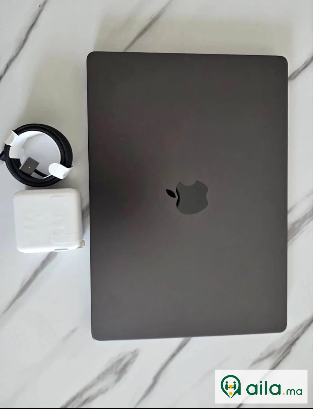 APPLE MACBOOK PRO M5