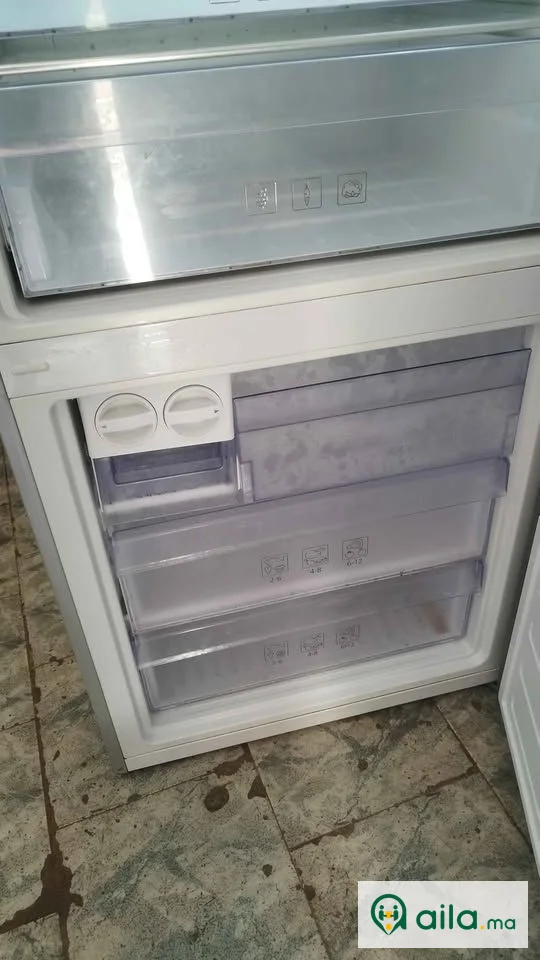 Réfrigérateur congélateur beko 550 litre no frost bon état
