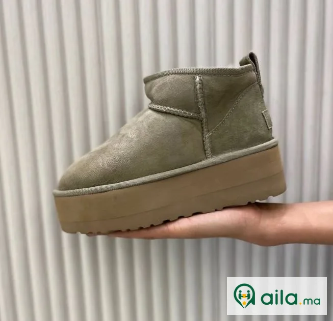 Bottine Classique UGG a Platform