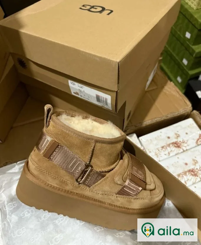 UGG À Boucle et Bande Tendance
