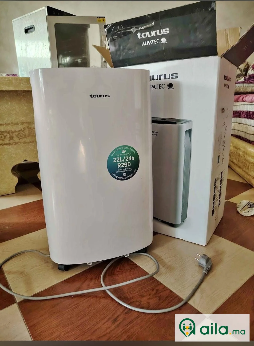 Machine Desumidificateur  جهاز  مزيل الرطوبة